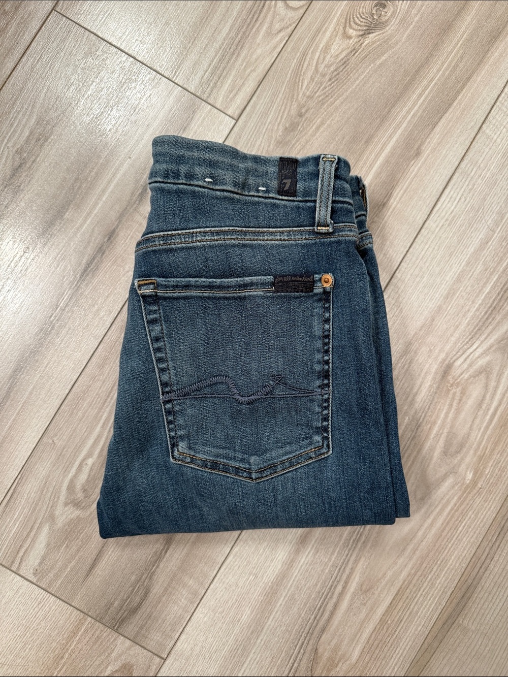 7 For All Mankind Women's Straight Leg Dark Blue Jeans - size 30/10